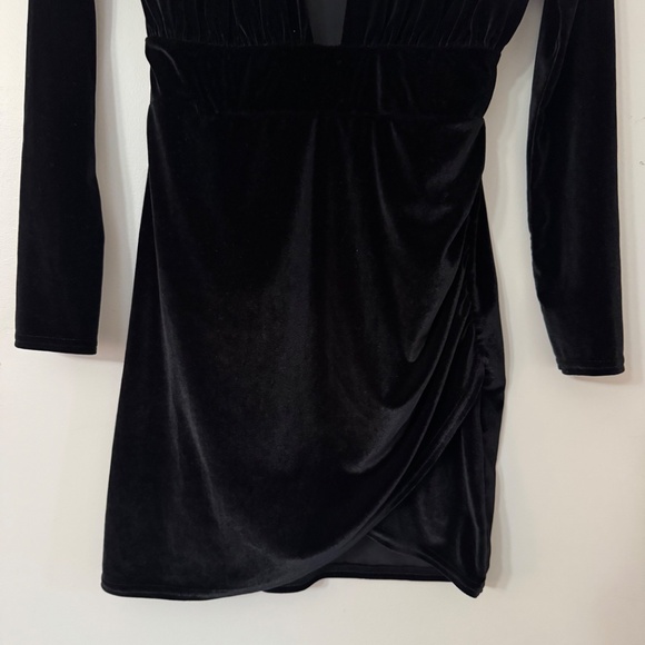 Black Velvet BOOHOO Dress - Picture 2 of 5